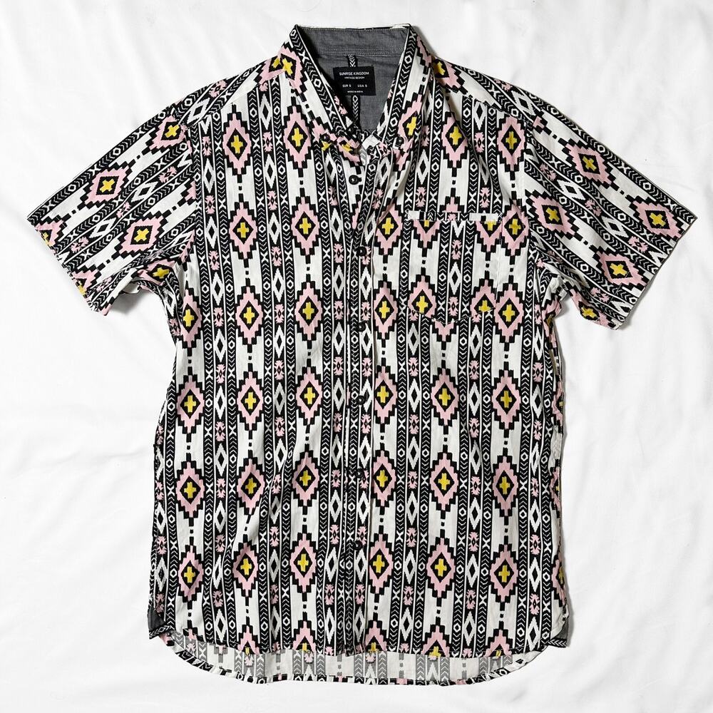 Sunrise Kingdom Shirt Mens Size S Southwest Aztec Pattern Button Up NEW